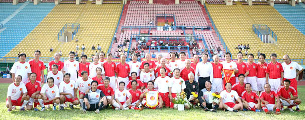 “Những người lính già đầu bạc kể chuyện nguyên phong”