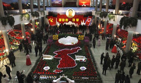 Triều Tiên long trọng mừng sinh nhật Kim Jong-il