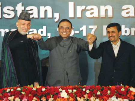 Các tổng thống của Afghanistan, Pakistan và Iran tại hội nghị thượng đỉnh 3 bên ở Islamabad ngày 17-2.