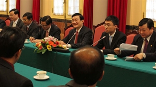 President meets Japan, Sri Lanka businesspeople