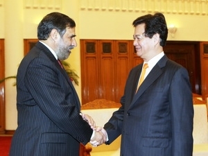 PM Nguyen Tan Dung receives Indian Minister of Commerce, Industry and Textiles Anand Sharma 