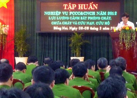 Tập huấn phòng cháy chữa cháy và cứu nạn cứu hộ