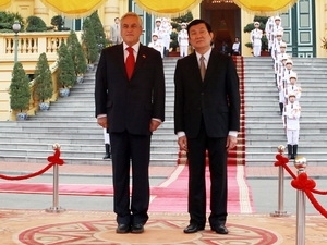 VN leaders vow closer ties with Chile