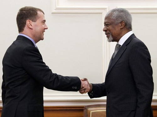 Tổng thống Nga bày tỏ sự ủng hộ mạnh mẽ kế hoạch của ông Annan
