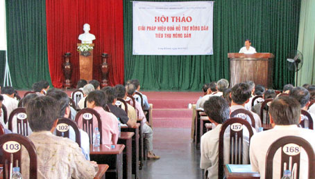 Hội thảo hỗ trợ nông dân tiêu thụ nông sản