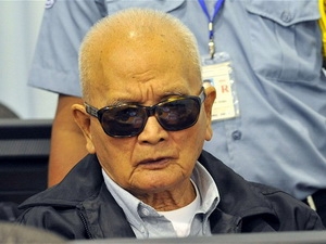 “Anh hai” Khmer Đỏ Nuon Chea tìm cách chối tội