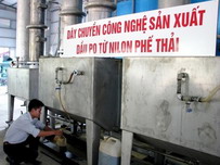 Vietnam begins to produce fuel by recycling plastic waste