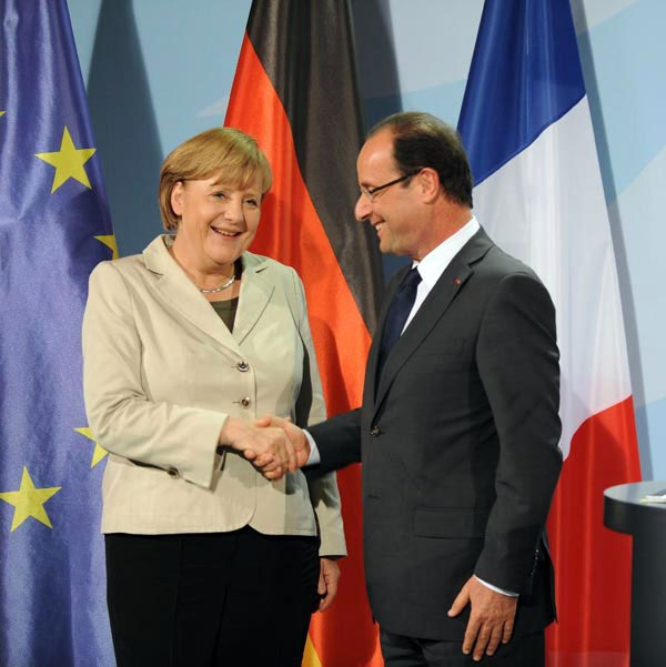 Nữ Thủ tướng Đức Angela Merkel và tân Tổng thống Pháp Francois Hollande cam kết hợp tác thúc đẩy tăng trưởng kinh tế châu Âu