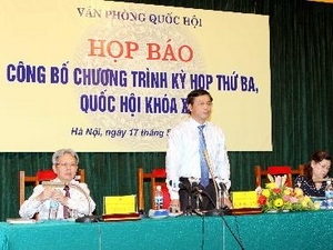 Head of the NA Office Nguyen Hanh Phuc