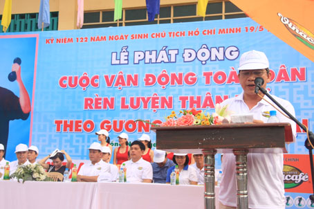 Giám đốc Sở VHTT-DL Nguyễn Văn Long phát biểu khai mạc lễ phát động