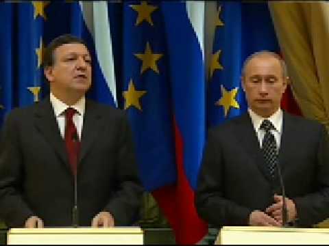 Tổng thống Nga Putin và Chủ tịch Ủy ban châu Âu ông Barroso (Nguồn ảnh: Article)