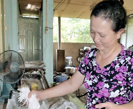 Cô Năm “bánh canh” ở Phú Hội