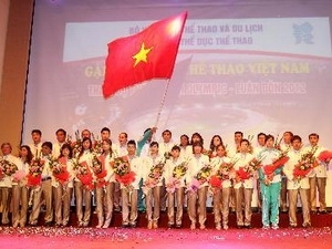 Vietnam’s athletes leave for London Olympics