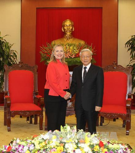 Tổng Bí thư Nguyễn Phú Trọng tiếp Ngoại trưởng Mỹ Hillary Clinton 