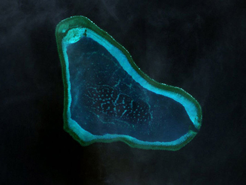 Trung Quốc chăng dây chắn đảo