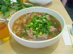 Pho (noodle served with beef and chicken)