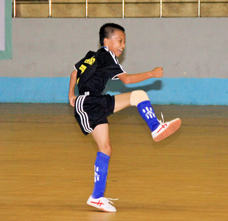 Nguyễn Trung Khoa (7-Thống Nhất): Cầu thủ xuất sắc và vua phá lưới