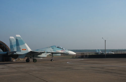 Máy bay Su-30MK2 tối tân được dùng trong bảo vệ  APEC 2012. Ảnh: Internet