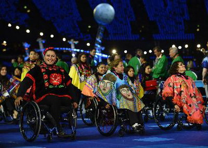 Đoàn vận động viên đội tuyển Mexico diễu hành tại lễ khai mạc Đại hội. AFP/ TTXVN