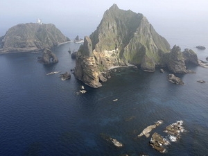 Quần đảo mà Hàn Quốc gọi là Dokdo còn Nhật Bản gọi là Takeshima. (Nguồn: Boston.com)