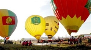 Int’l balloon festival open in Binh Thuan
