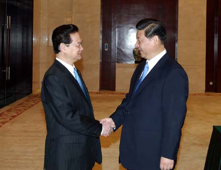 Thủ tướng Nguyễn Tấn Dũng gặp Phó Chủ tịch Trung Quốc Tập Cận Bình.