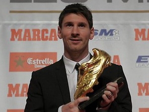 Leo Messi chính thức nhận Chiếc giầy vàng châu Âu