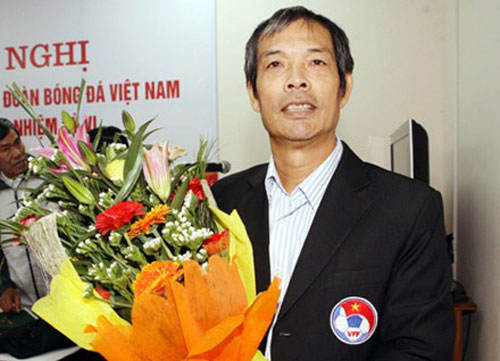 Tổng thư ký Ngô Lê Bằng ngồi “ghế nóng” Trưởng đoàn tại AFF Cup