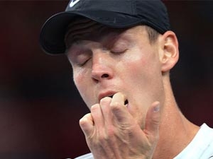 Tomas Berdych ngậm ngùi rời giải. (Nguồn: Getty Images)