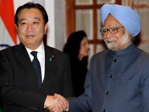  Thủ tướng Nhật Bản Yoshihiko Noda (trái) và người đồng cấp Ấn Độ Manmohan Singh. (Nguồn: presstv.ir)