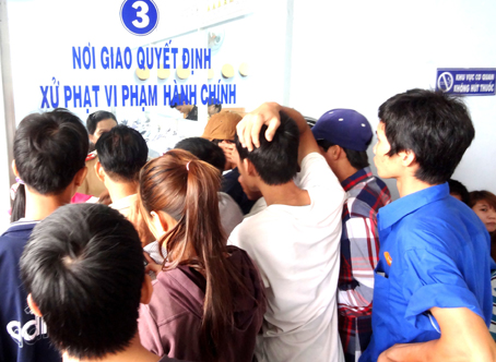 Qua một tuần thực hiện Nghị định 71: Xử  phạt quá tải, người dân cũng "oải"