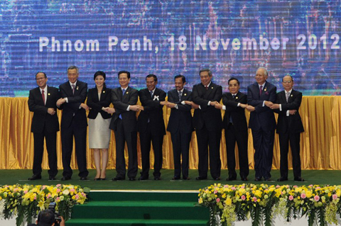 Hội nghị Cấp cao ASEAN 21 ra tuyên bố nhân quyền
