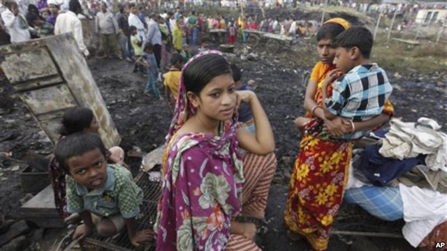 Lửa thiêu rụi khu ổ chuột Bangladesh, 13 người thiệt mạng
