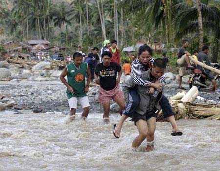 Philippine: Động đất 5,6 độ richter rung chuyển khu vực vừa bị bão tàn phá