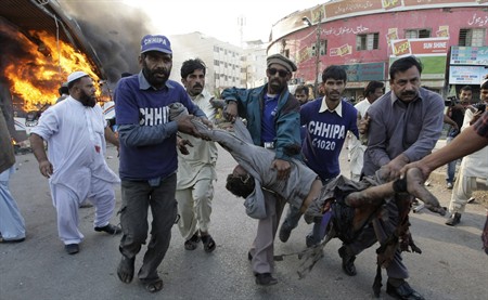 Taliban bắn chết 21 binh sỹ Pakistan