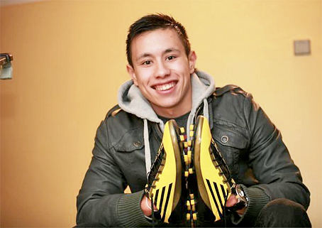 Michal Nguyen được đánh giá là có trình độ cao hơn những cầu thủ từng về Việt Nam thử việc trước đây. Ảnh: T.L