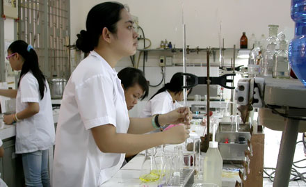 Scientific and technological development is a key to Vietnam's economic expansion