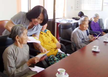 Provincial leaders extend Tet greetings