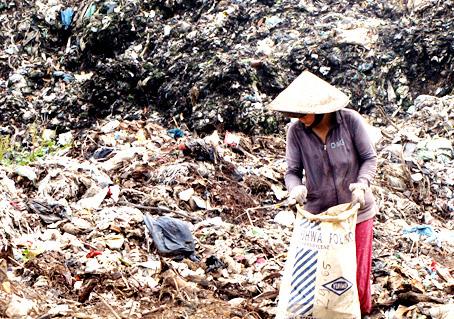 Một góc của bãi rác Liên Kim Sơn (huyện Long Thành).