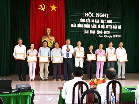 Huyện Cẩm Mỹ: 10 năm, hơn 260 tỷ đồng cho các hộ nghèo vượt khó