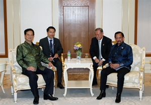 PM Nguyen Tan Dung and Sultan of Brunei Haji Hassanal Bolkiah.