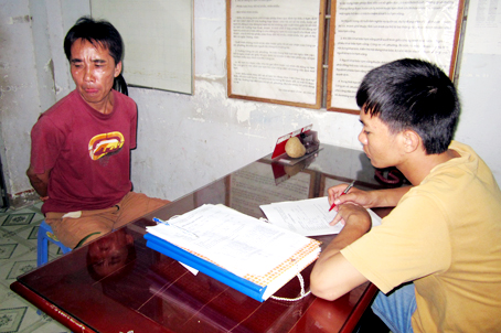 Đau lòng con đánh mẹ đến chết...