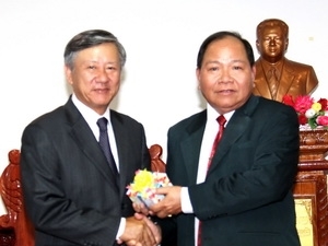 Lao localities hope to foster ties with Vietnam