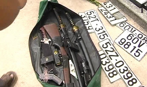 Weapons and other items seized by police from the house where Vo Hoang Diep hid