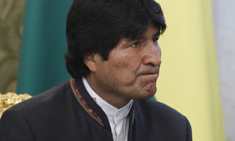 Chuyên cơ tổng thống Bolivia bị buộc đổi hướng vì Snowden