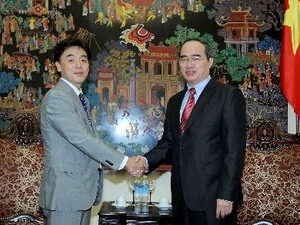 Deputy Prime Minister Nguyen Thien Nhan receives new JICA Chief Representative Mutsuya Mori