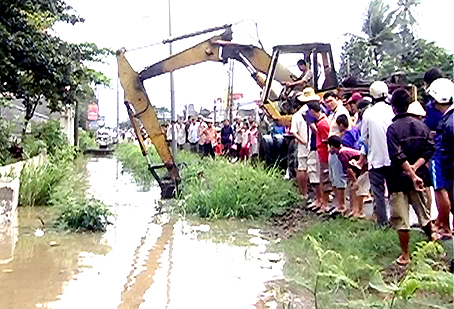 Mưa lớn gây ngập úng cục bộ tại Định Quán