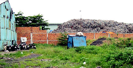 Lại khổ vì rác