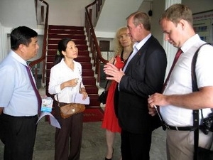 The delegation from the Russian State Duma’s Energy Committee works in Ninh Thuan