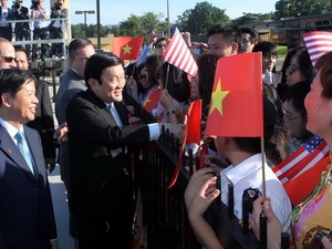 Chủ tịch nước gặp nhân viên Đại sứ quán tại Hoa Kỳ